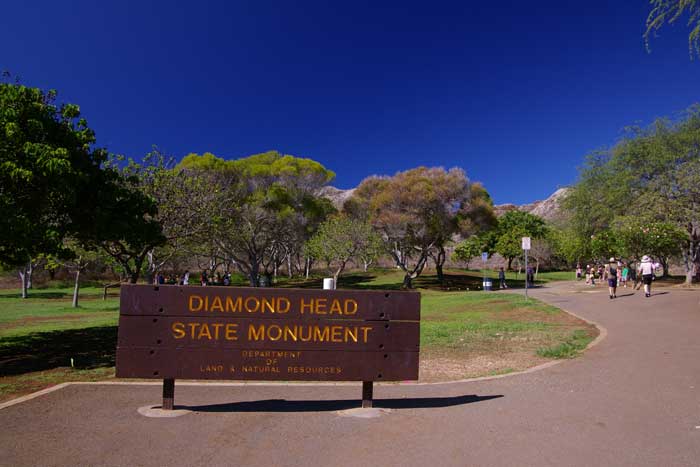DIAMOND HEAD@STATE MONUMENT